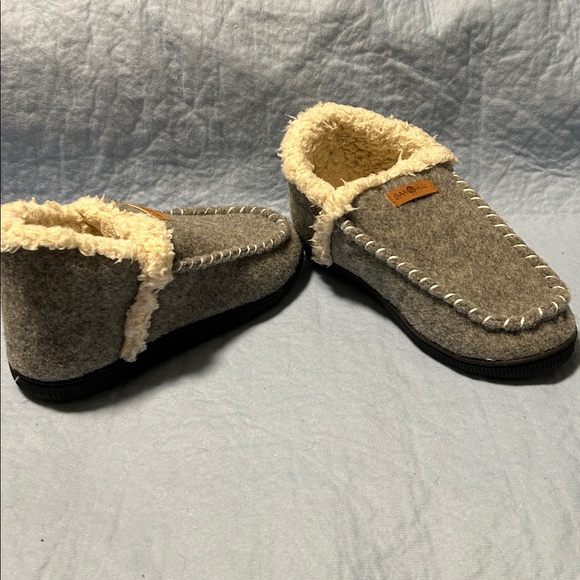 GAA HUU WOOL LOOK Polyester Lined Slippers Size 7/8 Rubber Soles - Picture 6 of 15